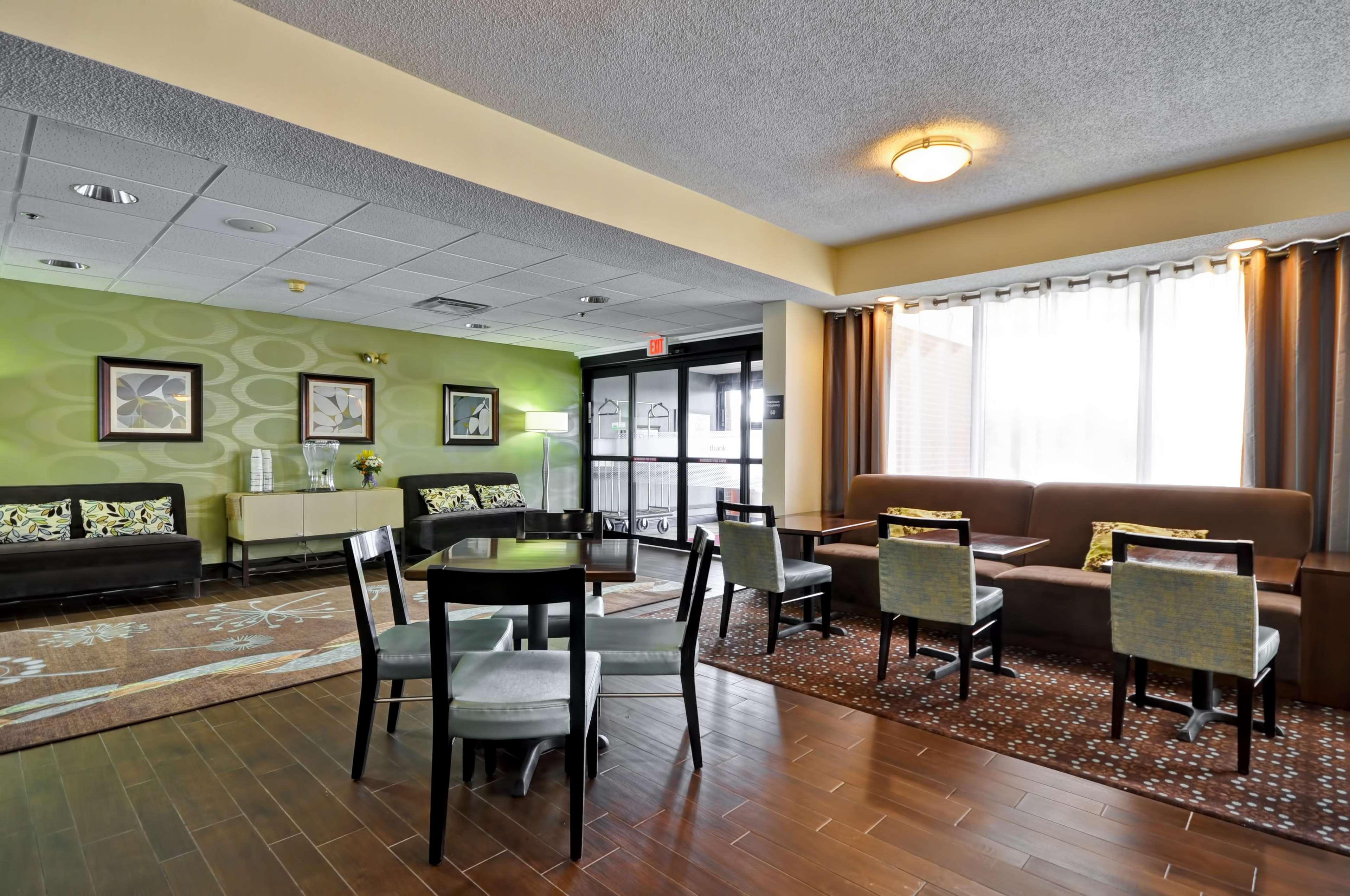 Hampton Inn Columbus/Дублин Экстерьер фото
